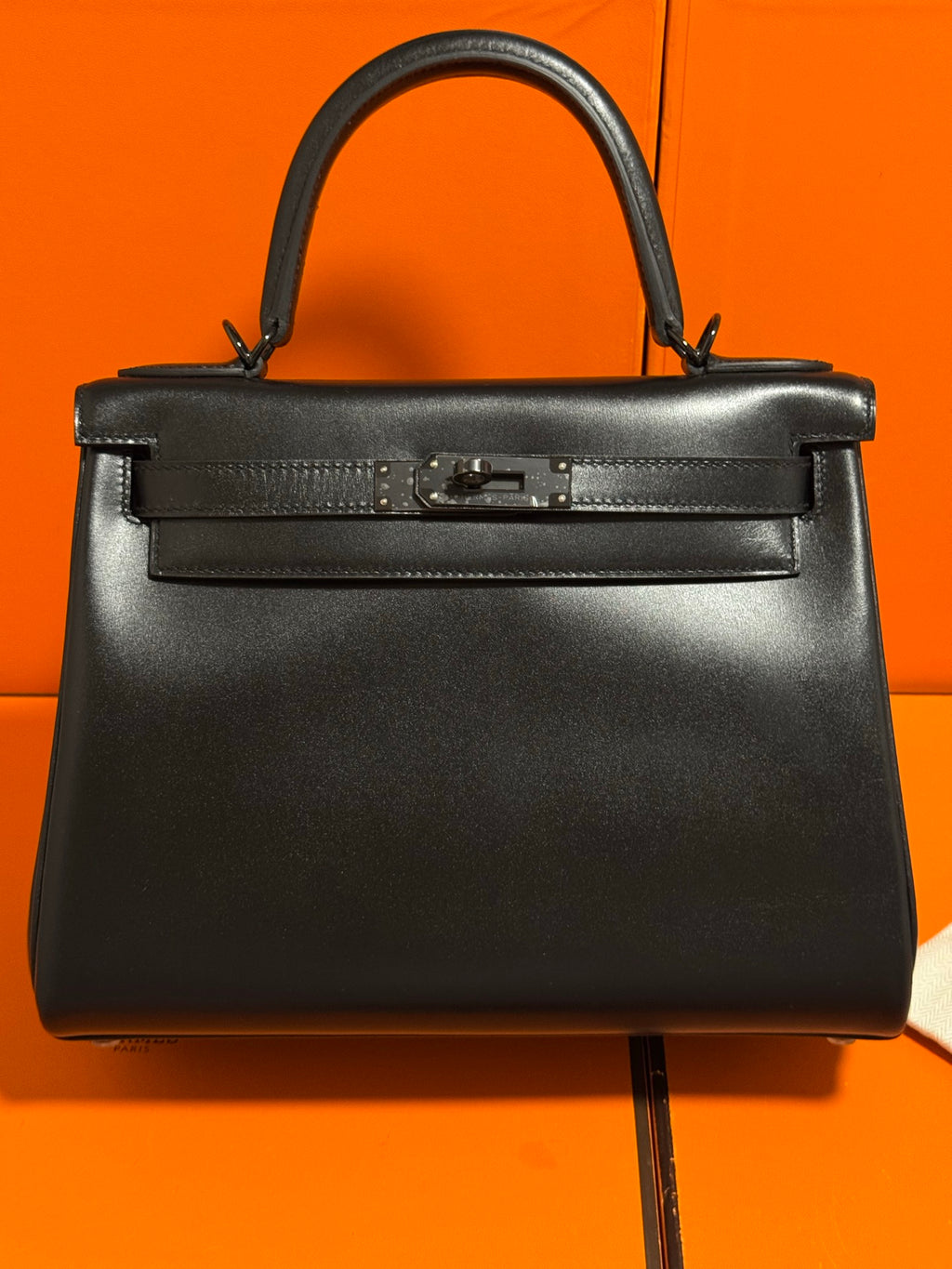 Kelly 28 Box Leather