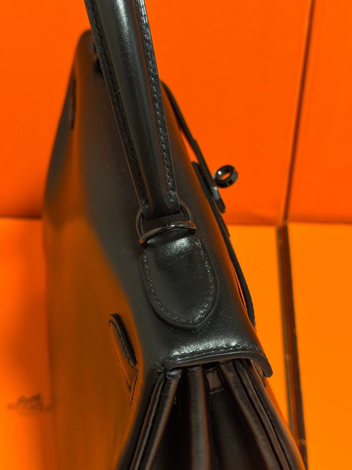 Kelly 28 Box Leather