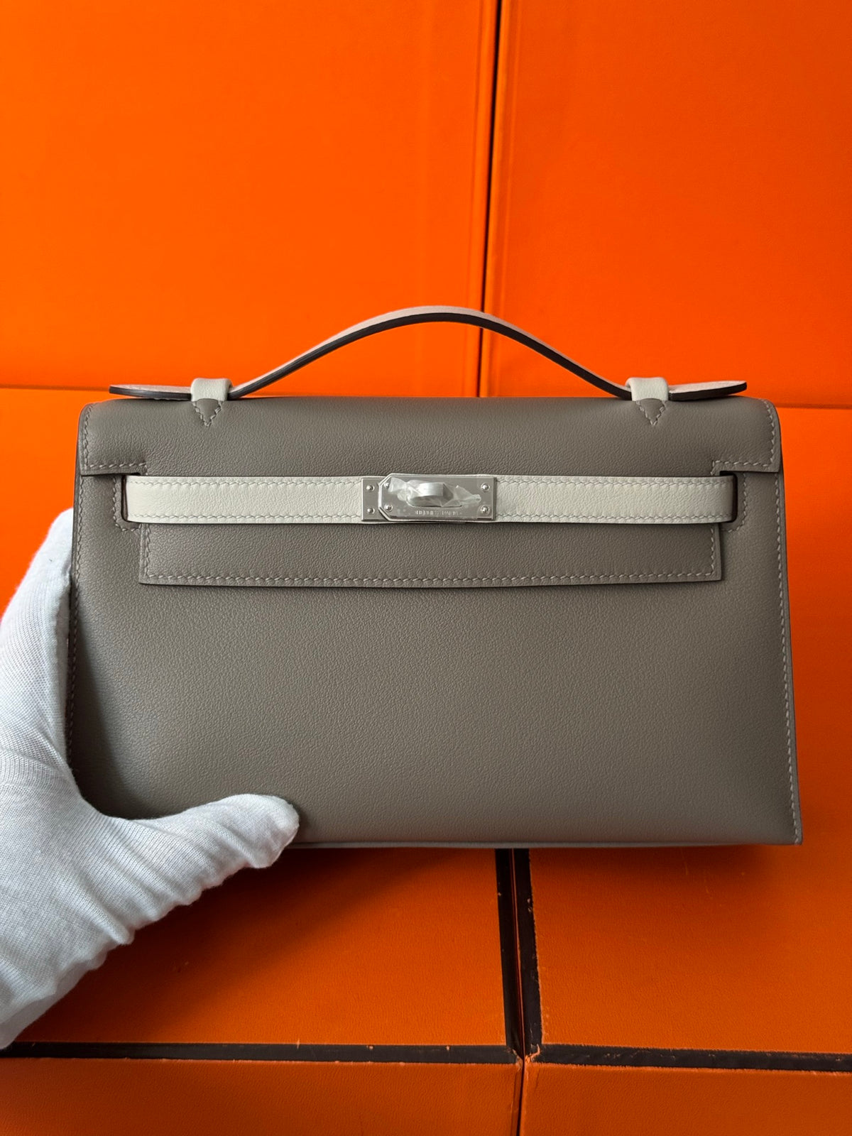 Kelly Pochette